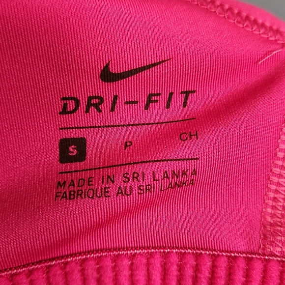 Nike Sports Bra - Picture 4 of 4